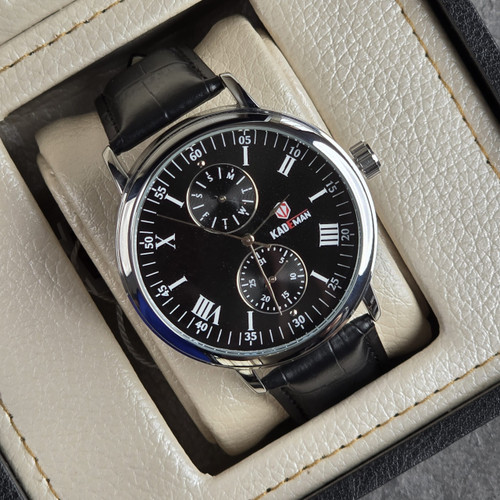 ساعت مچی مردانه چرم کیدمن مدل 9026 Kademan