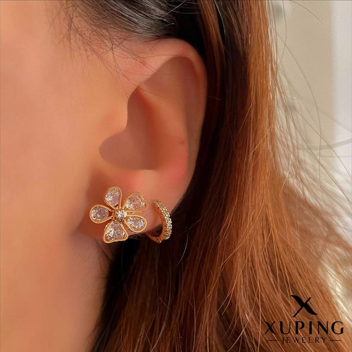 گوشواره بابونه کریستالی ژوپینگ